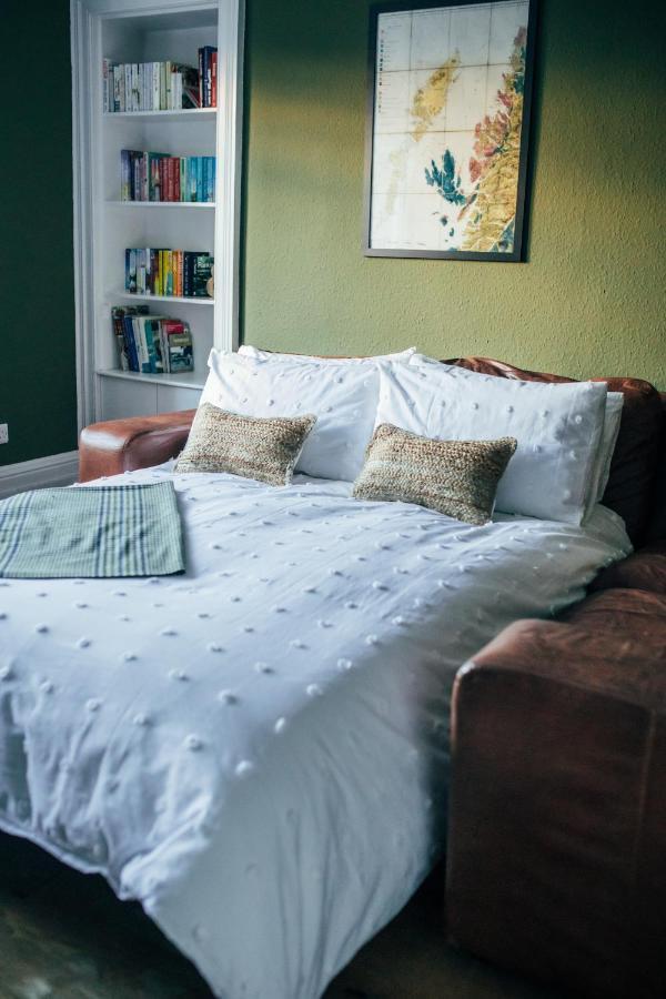The Main Street Burrow - Your Perfect Hideaway St Boswells Bagian luar foto