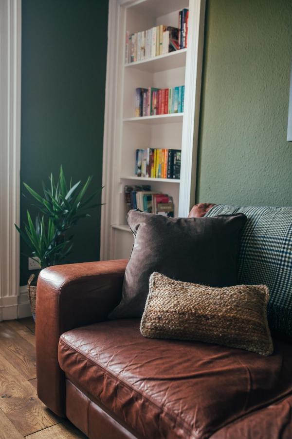 The Main Street Burrow - Your Perfect Hideaway St Boswells Bagian luar foto